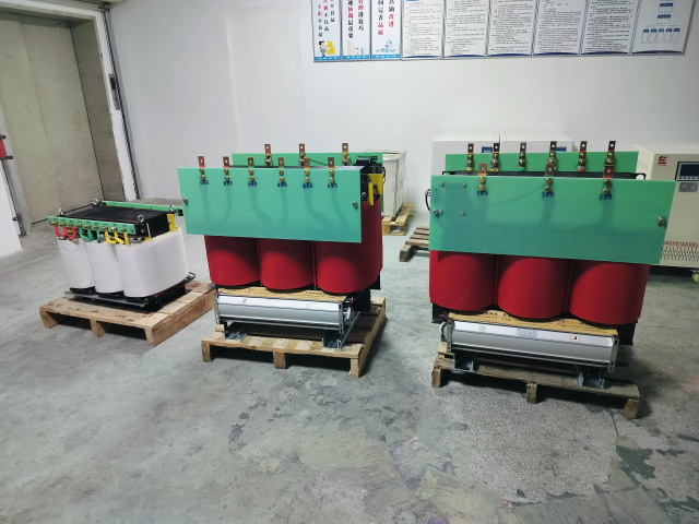 港南KS11-1000KVA矿用变压器